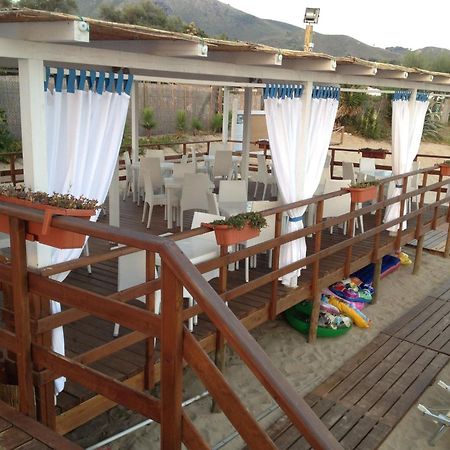 Ganimede Hotel Sperlonga Bagian luar foto