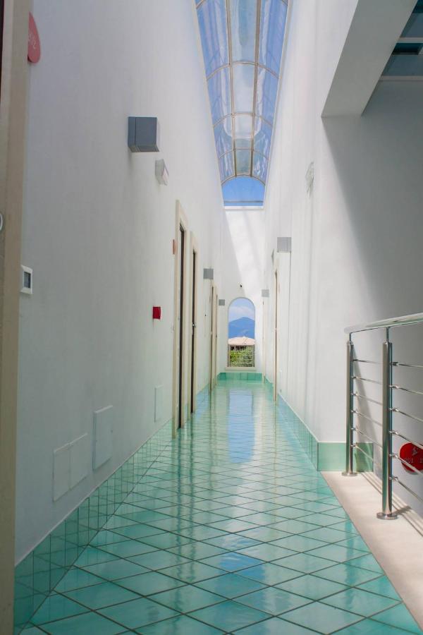 Ganimede Hotel Sperlonga Bagian luar foto
