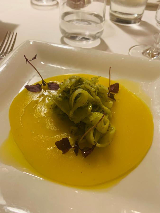 Ganimede Hotel Sperlonga Bagian luar foto