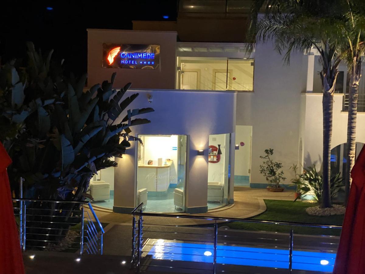 Ganimede Hotel Sperlonga Bagian luar foto