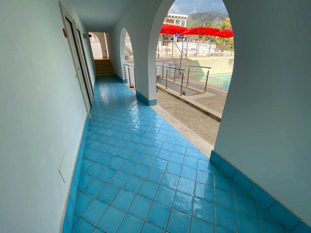 Ganimede Hotel Sperlonga Bagian luar foto
