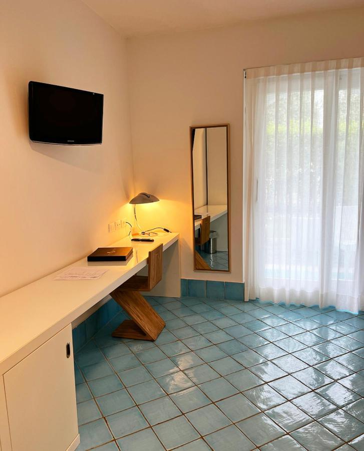 Ganimede Hotel Sperlonga Bagian luar foto