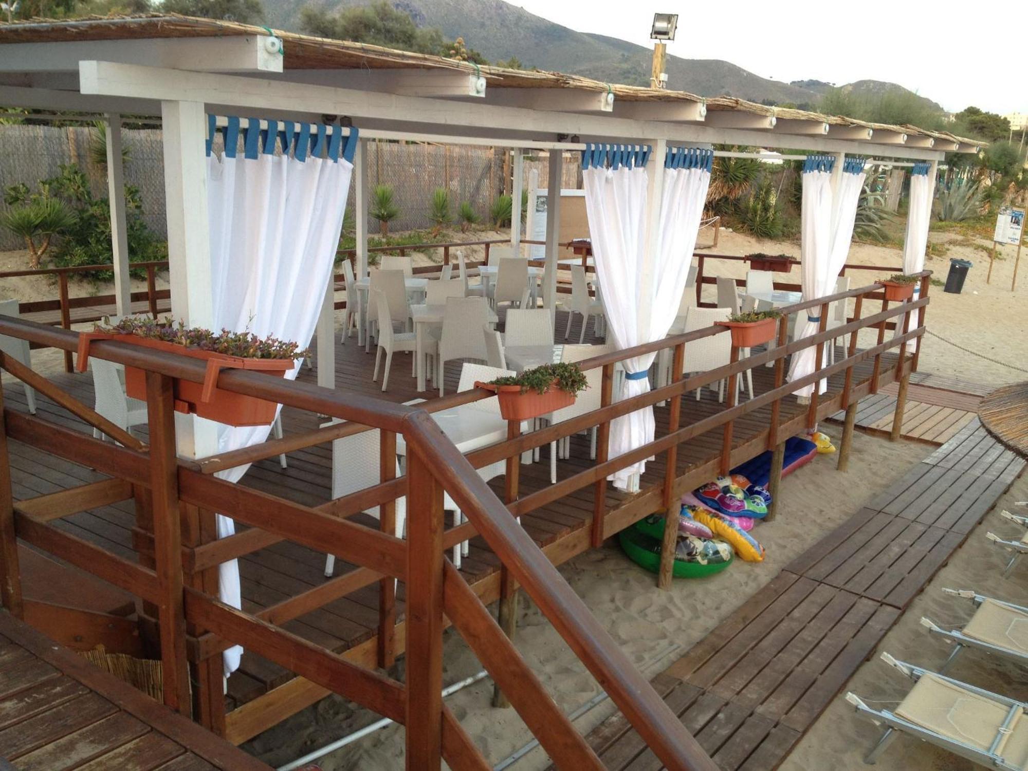 Ganimede Hotel Sperlonga Bagian luar foto
