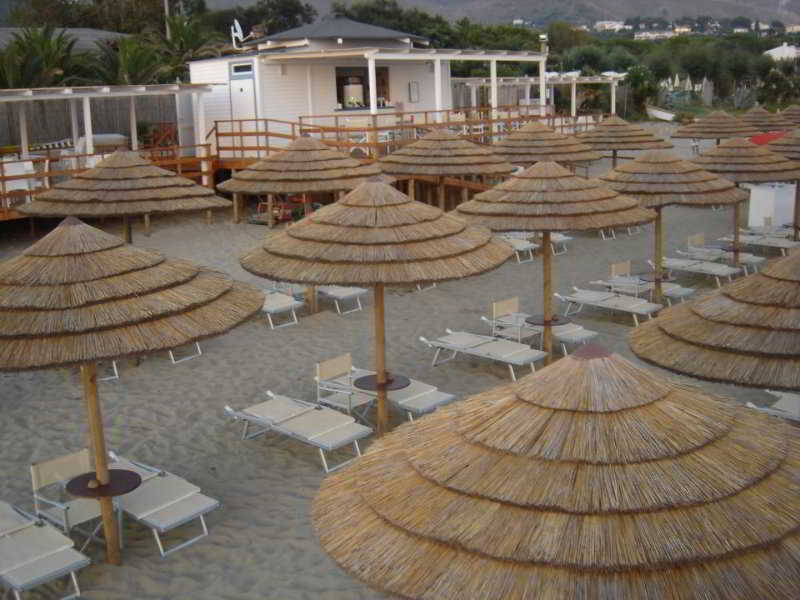 Ganimede Hotel Sperlonga Bagian luar foto